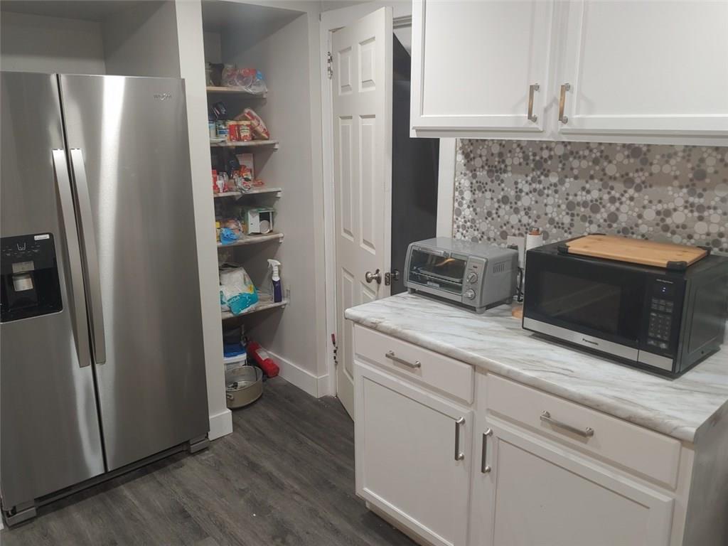 1539 Pennock Road Pittsburgh, PA 15212 - Photo 8 of 21 Gallery Image 8