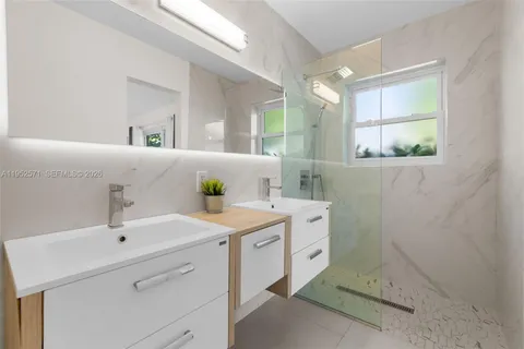 $960,000 | 416 Northeast 29th Street, Wilton Manors, FL 33334