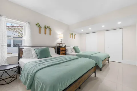 $960,000 | 416 Northeast 29th Street, Wilton Manors, FL 33334