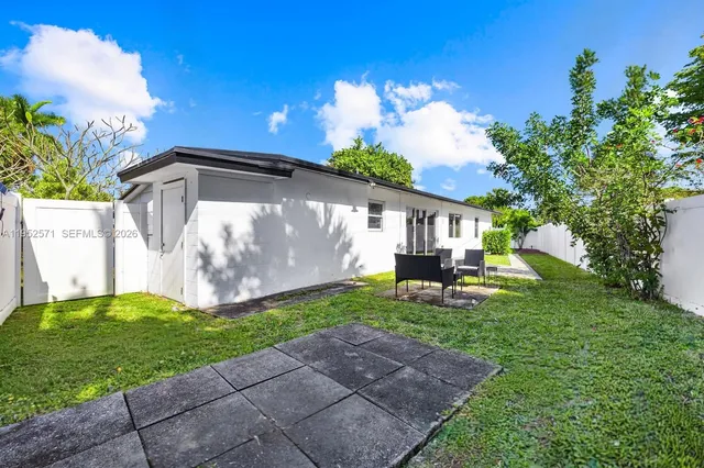 $960,000 | 416 Northeast 29th Street, Wilton Manors, FL 33334