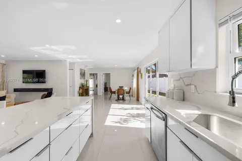 $960,000 | 416 Northeast 29th Street, Wilton Manors, FL 33334