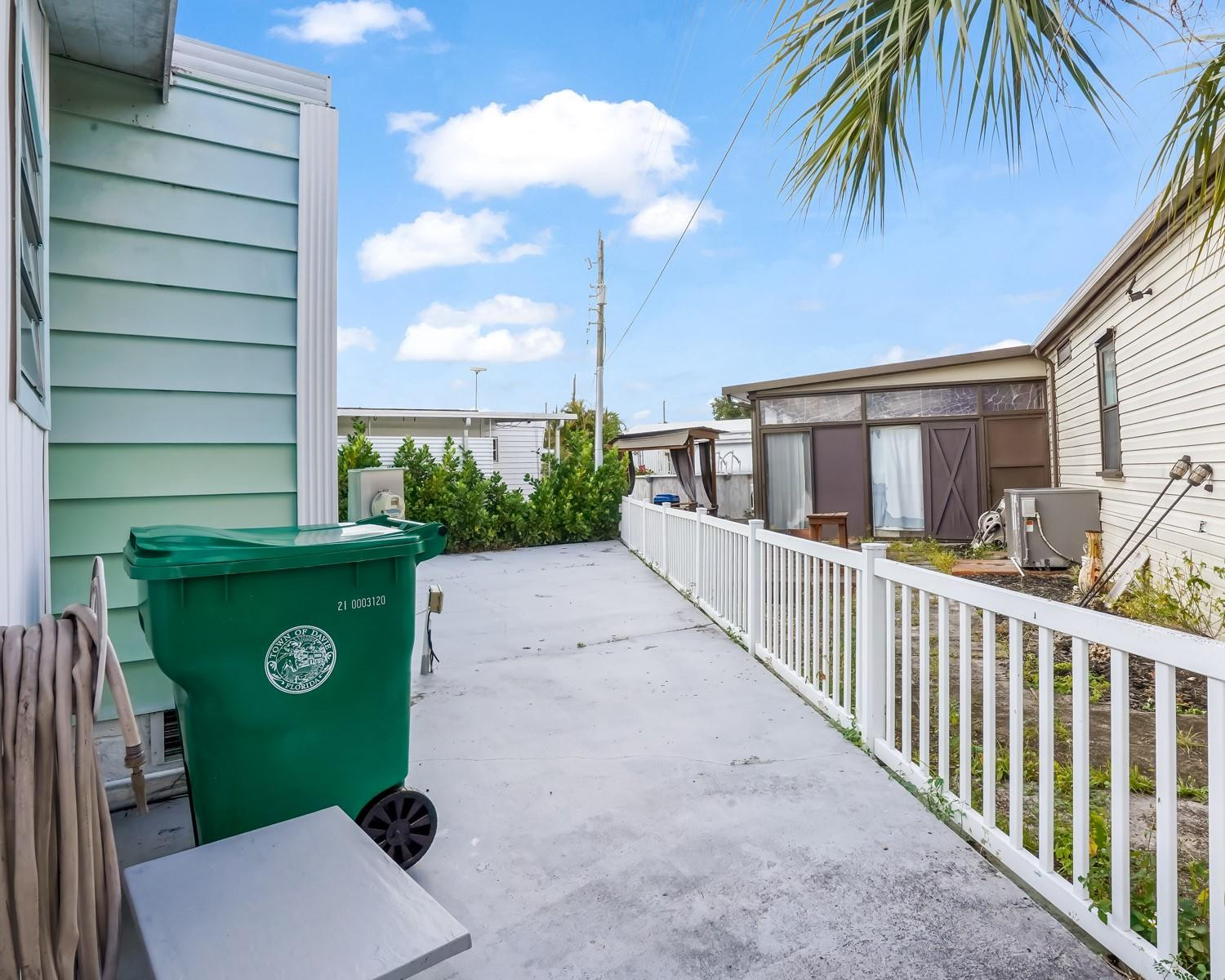 8517 Southwest 16th Place Davie, FL 33324 - Photo 28 of 28 Photo 28