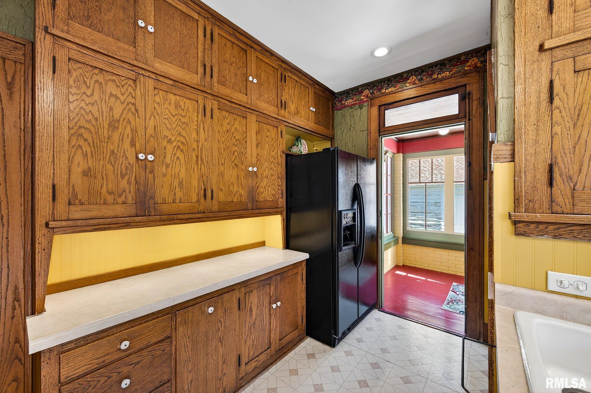 605 North Main Street Washington, IL 61571 - Photo 15 of 64