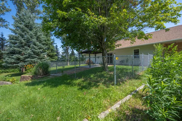 $248,000 | 1812 Wooden Shoe Court, Unit 1812, Baldwin, WI 54002