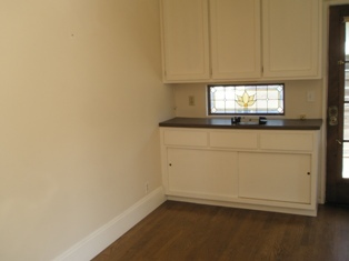 494 Alan Road Santa Barbara, CA 93109 - Photo 4 of 7 Kitchen 2