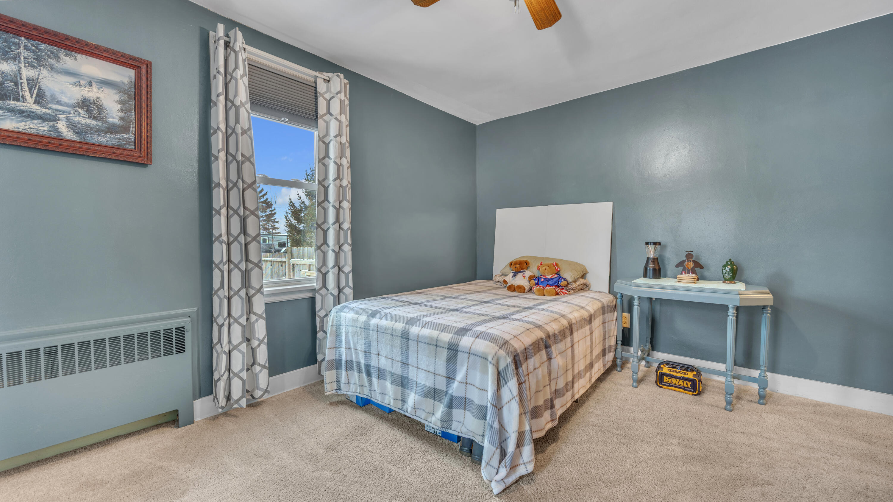 615 East Washington Avenue Cleveland, WI 53015 - Photo 14 of 33 Bedroom 1 Main Floor