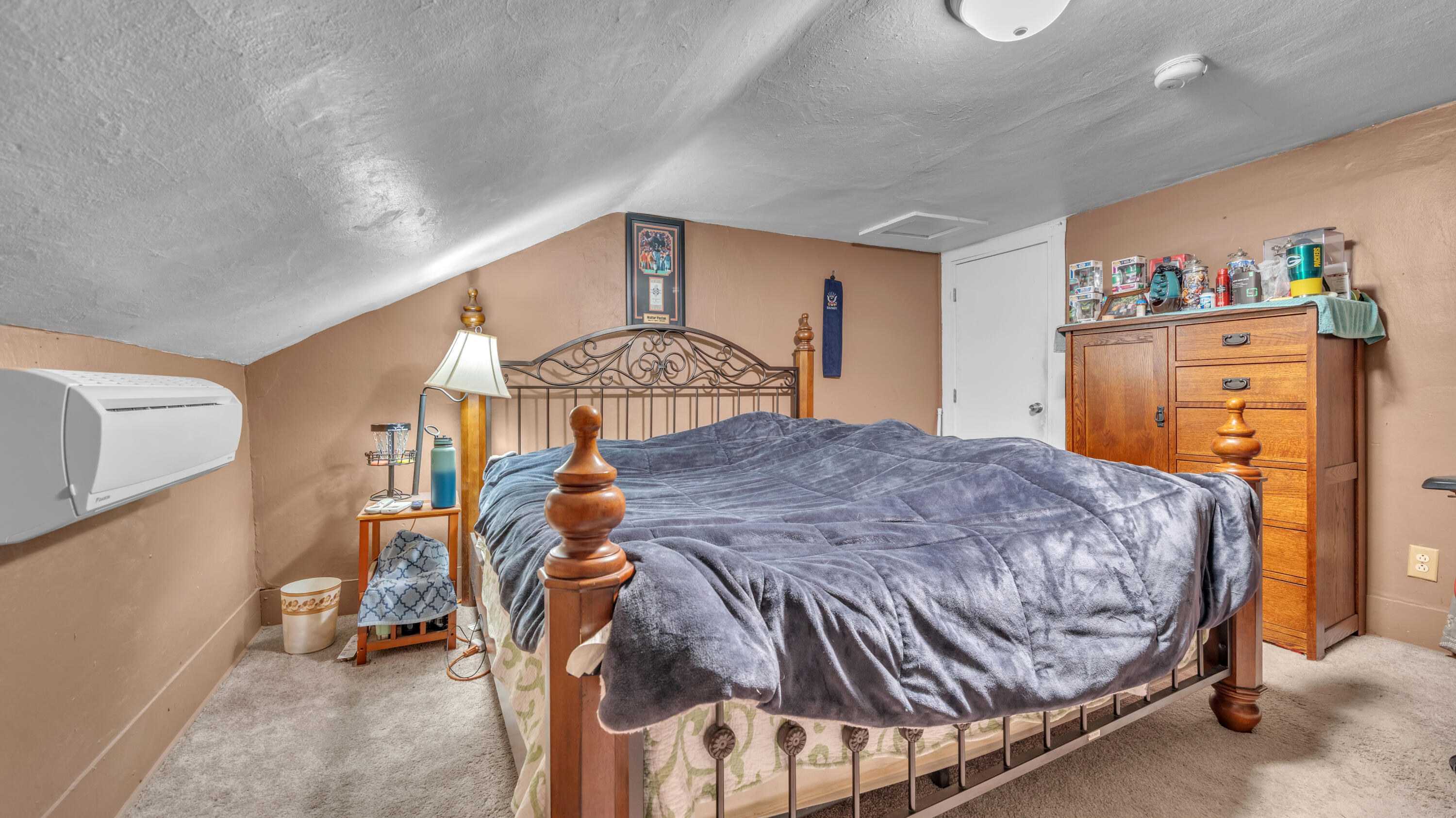 615 East Washington Avenue Cleveland, WI 53015 - Photo 17 of 33 Bedroom 4 Upper