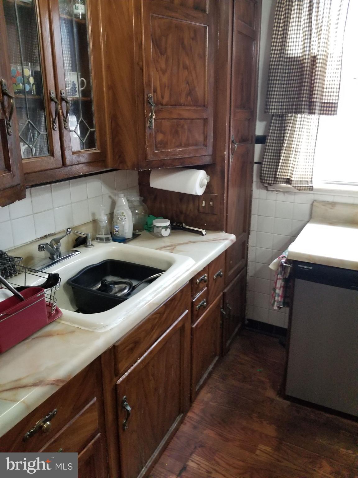 657 Atwood Road Philadelphia, PA 19151 - Photo 8 of 18 Gallery Image 8