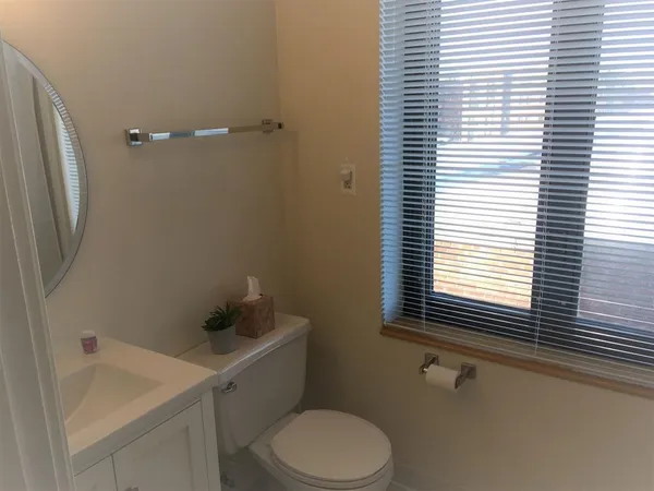 $2,795 | 55 Congress Street, Unit 504, Portsmouth, NH 03801