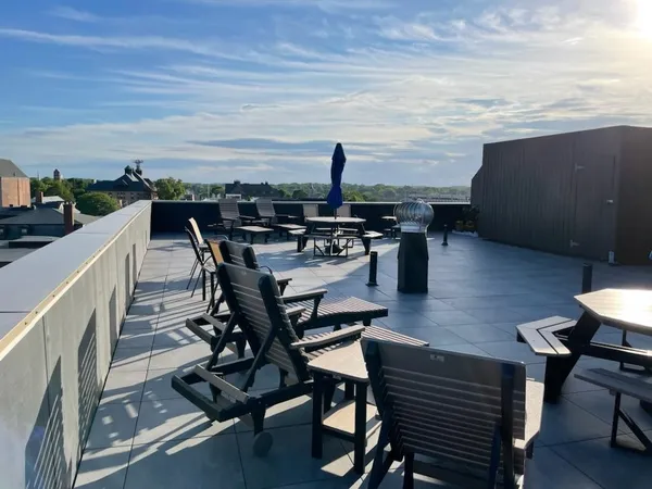 $2,795 | 55 Congress Street, Unit 504, Portsmouth, NH 03801