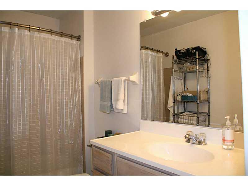 3966 Braddock Road, Unit 3966 Indianapolis, IN 46268 - Photo 14 of 20 Gallery Image 14