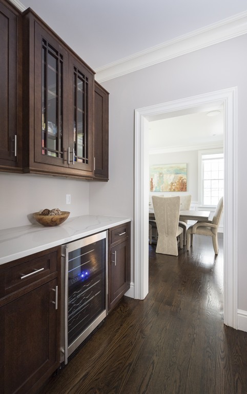 211 Old Farm Road Newton, MA 02459 - Photo 11 of 30