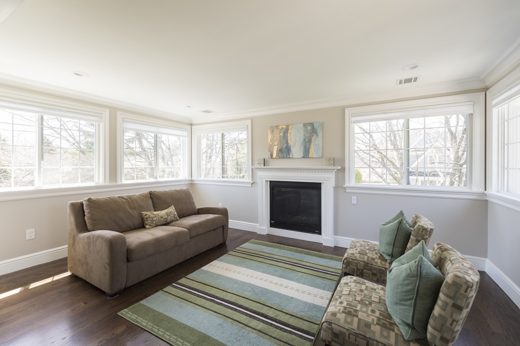 211 Old Farm Road Newton, MA 02459 - Photo 15 of 30