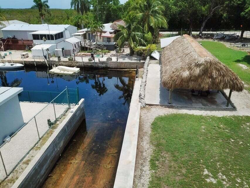 302 Ryan Avenue Key Largo, FL 33037 - Photo 2 of 7 Park2