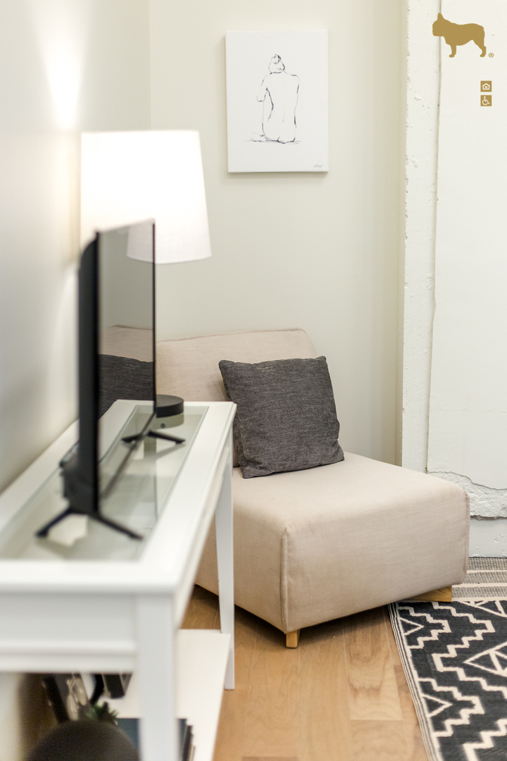 30 East Adams Street, Unit 403 Chicago, IL 60603 - Photo 6 of 23