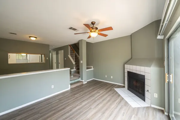 $1,425 | 11901 Swearingen Drive, Unit 15, Austin, TX 78758