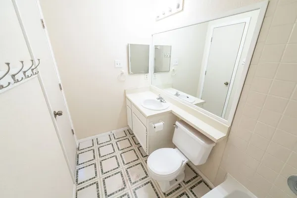 $1,425 | 11901 Swearingen Drive, Unit 15, Austin, TX 78758