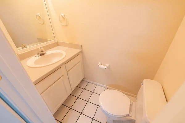 $1,425 | 11901 Swearingen Drive, Unit 15, Austin, TX 78758