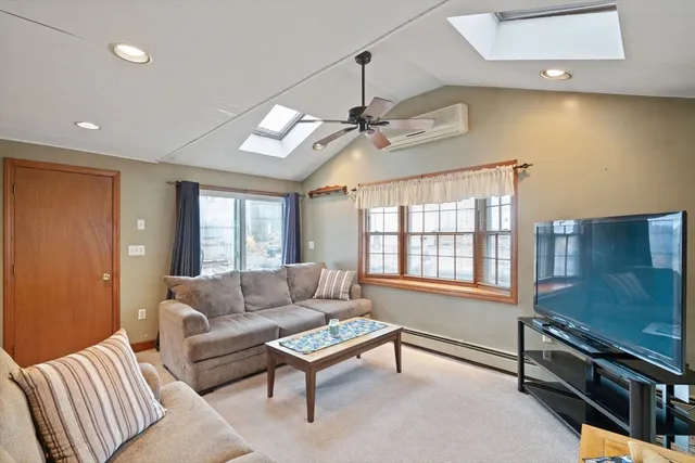 $539,900 | 37 Glendale Street, Maynard, MA 01754