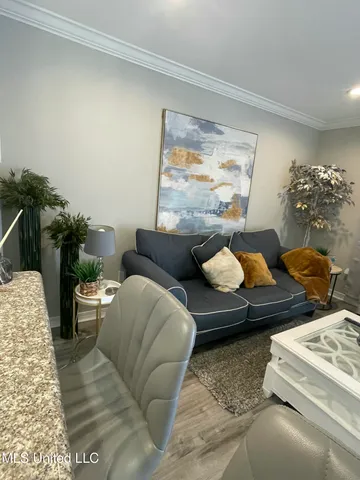 $1,700 | 1282 Beach Boulevard, Unit 204, Biloxi, MS 39530