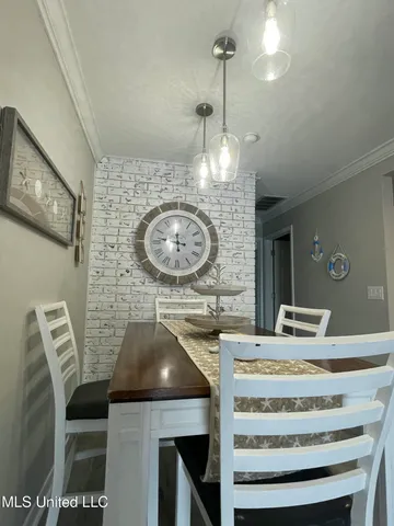 $1,700 | 1282 Beach Boulevard, Unit 204, Biloxi, MS 39530