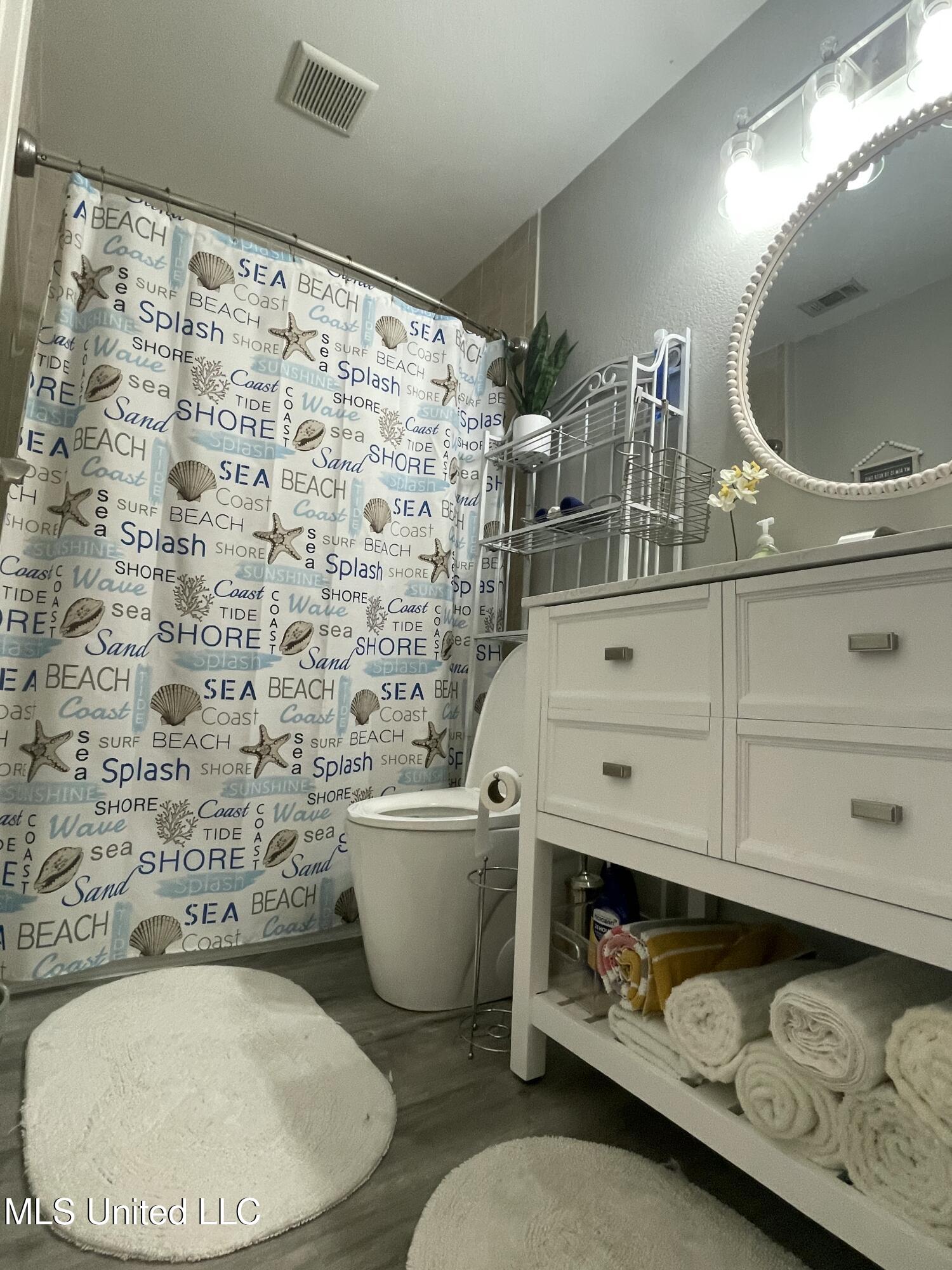 1282 Beach Boulevard, Unit 204 Biloxi, MS 39530 - Photo 29 of 47 IMG_7409