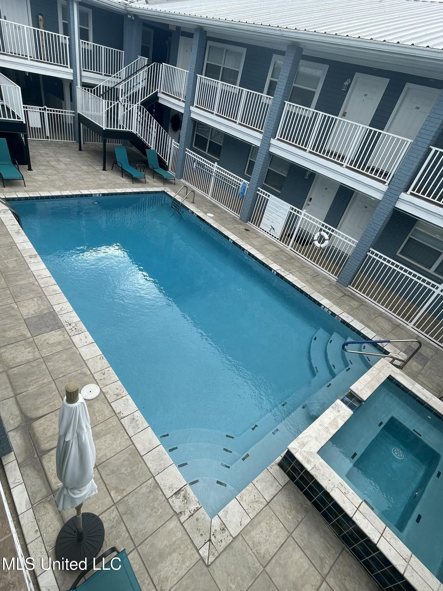 1282 Beach Boulevard, Unit 204 Biloxi, MS 39530 - Photo 30 of 47 IMG_7414