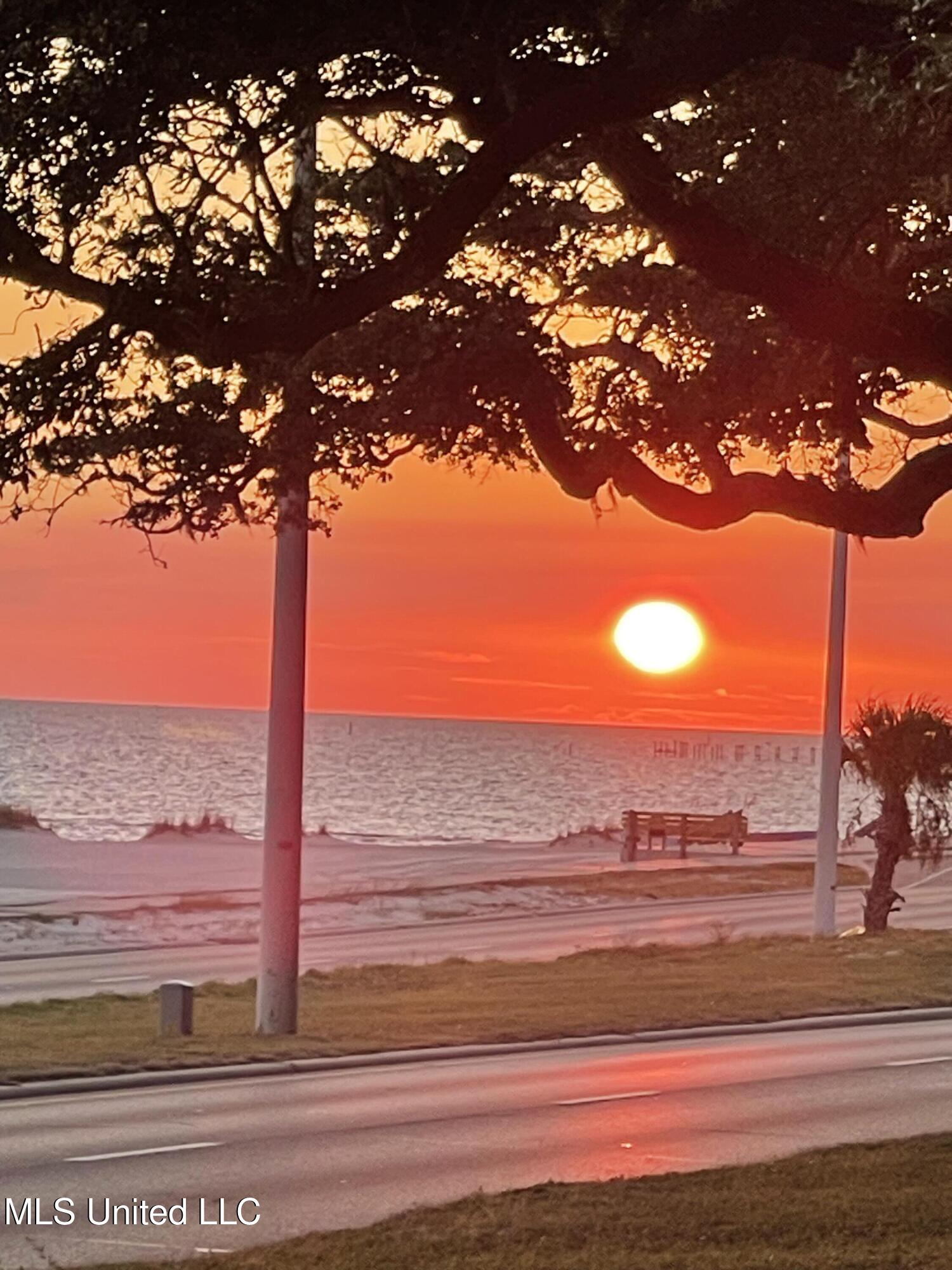 1282 Beach Boulevard, Unit 204 Biloxi, MS 39530 - Photo 31 of 47 IMG_7270