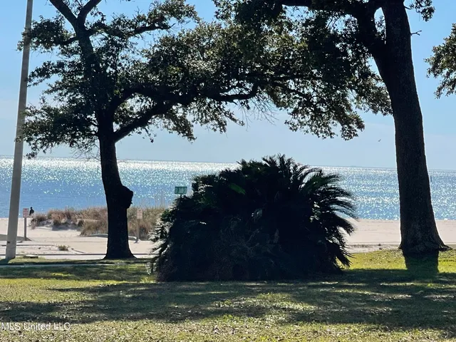 $1,700 | 1282 Beach Boulevard, Unit 204, Biloxi, MS 39530