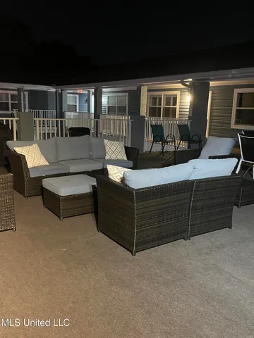 $1,700 | 1282 Beach Boulevard, Unit 204, Biloxi, MS 39530