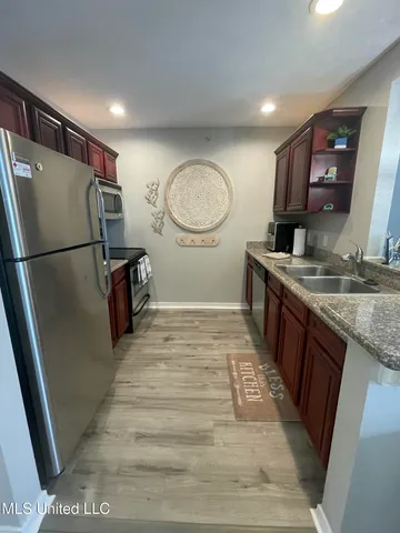 $1,700 | 1282 Beach Boulevard, Unit 204, Biloxi, MS 39530