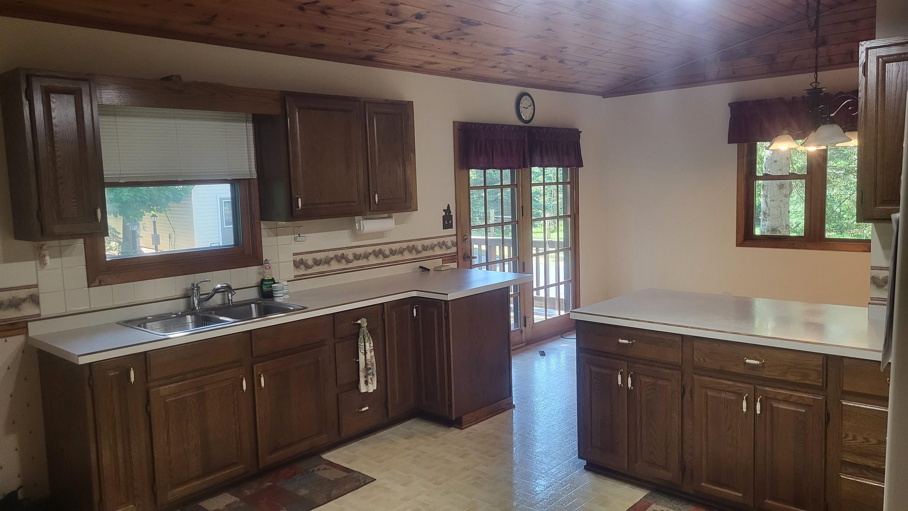 9332 Deer Lake Road Crivitz, WI 54114 - Photo 3 of 45
