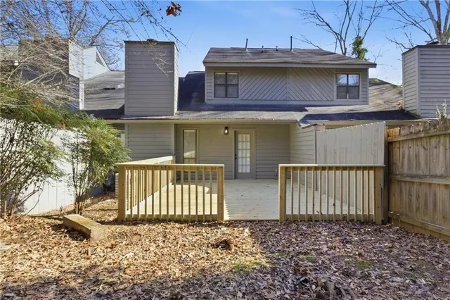 $389,000 | 1124 Creatwood Place, Smyrna, GA 30080