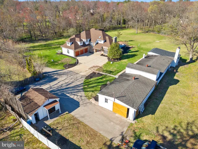 $1,500,000 | 961 West Skippack Pike, Blue Bell, PA 19422