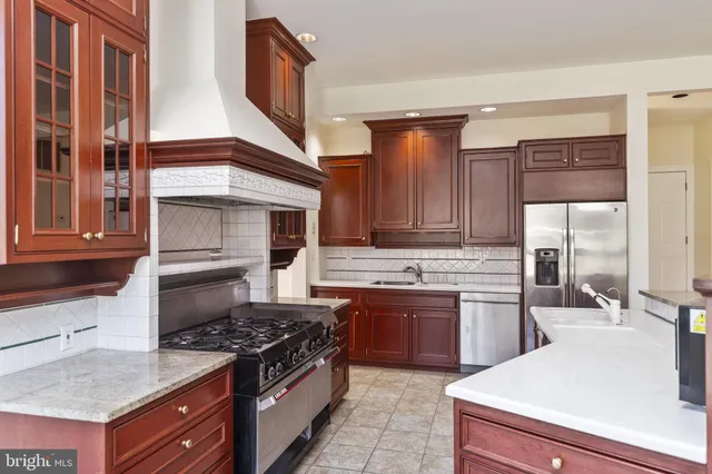 $1,500,000 | 961 West Skippack Pike, Blue Bell, PA 19422