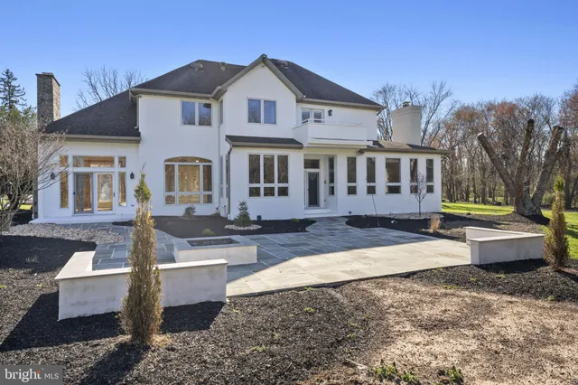 $1,500,000 | 961 West Skippack Pike, Blue Bell, PA 19422