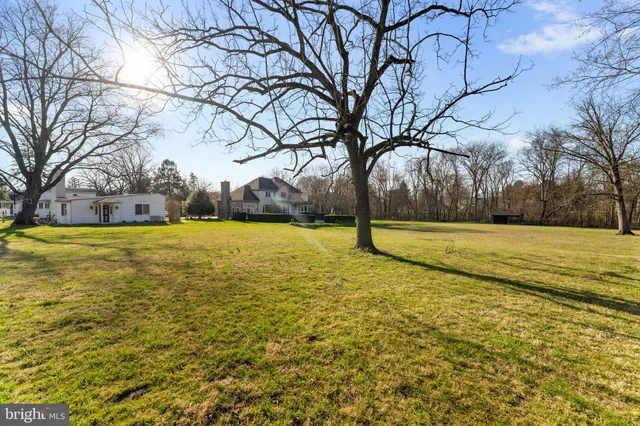 $1,500,000 | 961 West Skippack Pike, Blue Bell, PA 19422