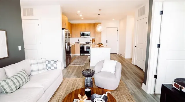 $1,748 | 2490 North Druid Hills Road, Atlanta, GA 30329