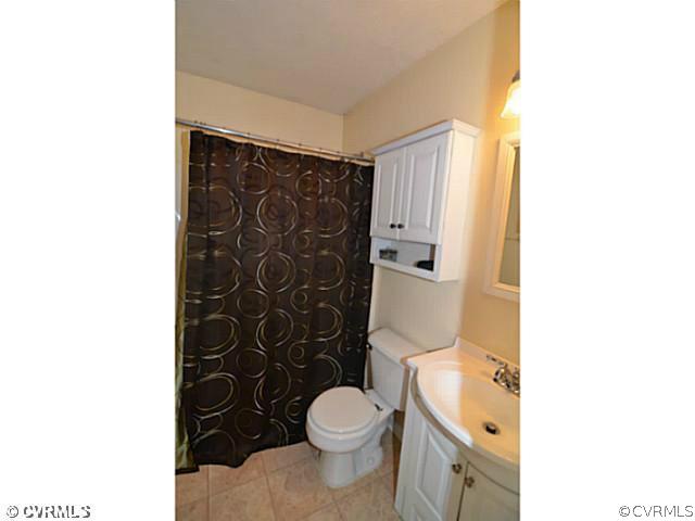 2381 Calno Road Hanover, VA 23069 - Photo 5 of 15 Gallery Image 5