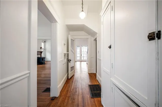 $359,900 | 1023 North Main Street, Mount Airy, NC 27030