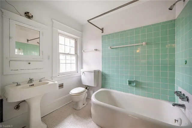 $359,900 | 1023 North Main Street, Mount Airy, NC 27030