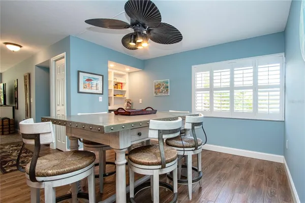 $849,900 | 1700 Cove II Place, Unit 324, Sarasota, FL 34242