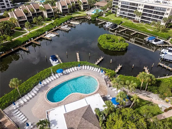 $849,900 | 1700 Cove II Place, Unit 324, Sarasota, FL 34242