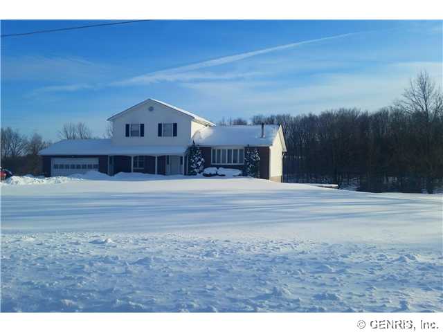 7304 Selden Road Le Roy, NY 14482 - Photo 1 of 1 Exterior Front