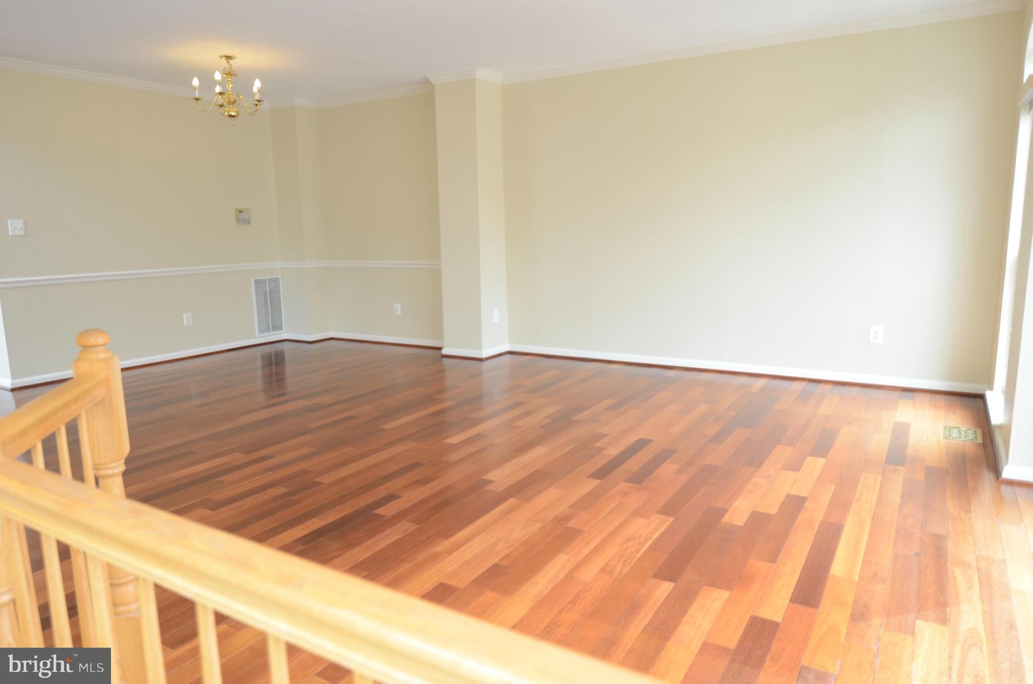 12153 Tryton Way Reston, VA 20190 - Photo 3 of 25 Dining Room