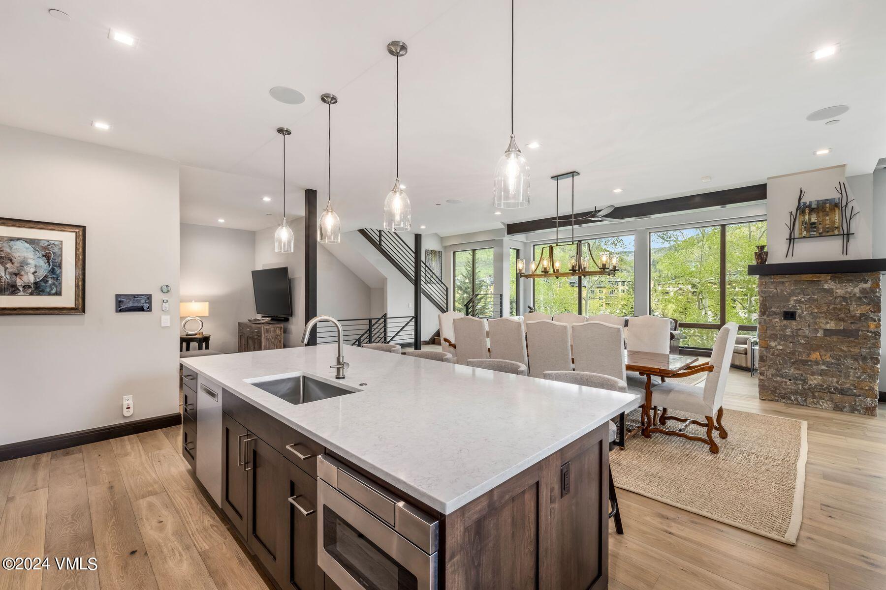 706 West Forest Road, Unit A Vail, CO 81657 - Photo 17 of 49 photo_online_015