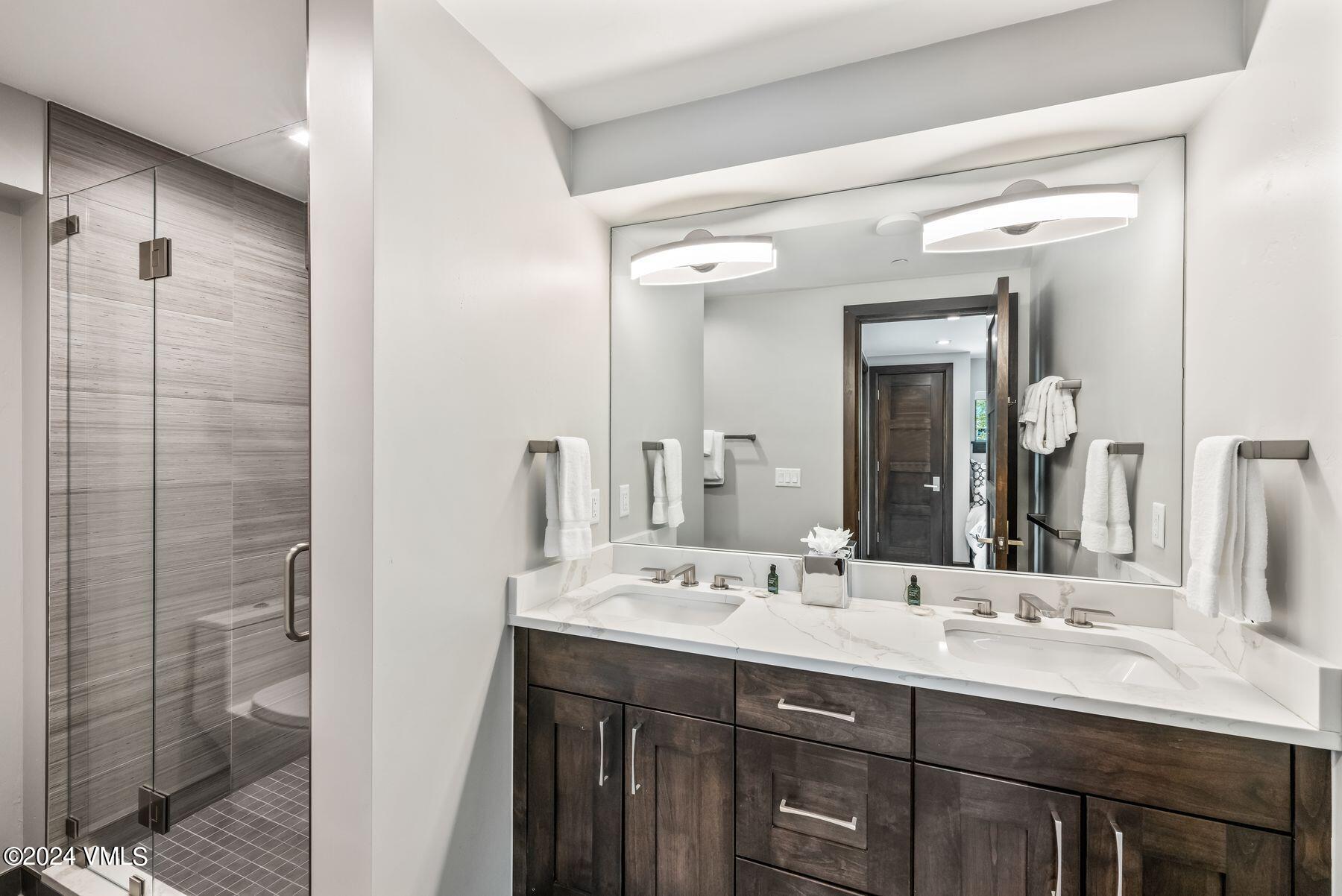 706 West Forest Road, Unit A Vail, CO 81657 - Photo 30 of 49 photo_online_029