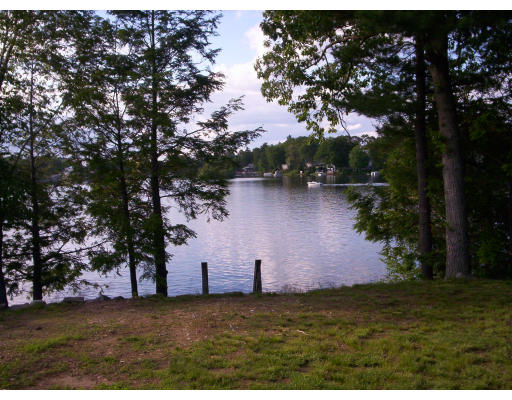 80 Union Point Road Webster, MA 01570 - Photo 4 of 5 Gallery Image 4