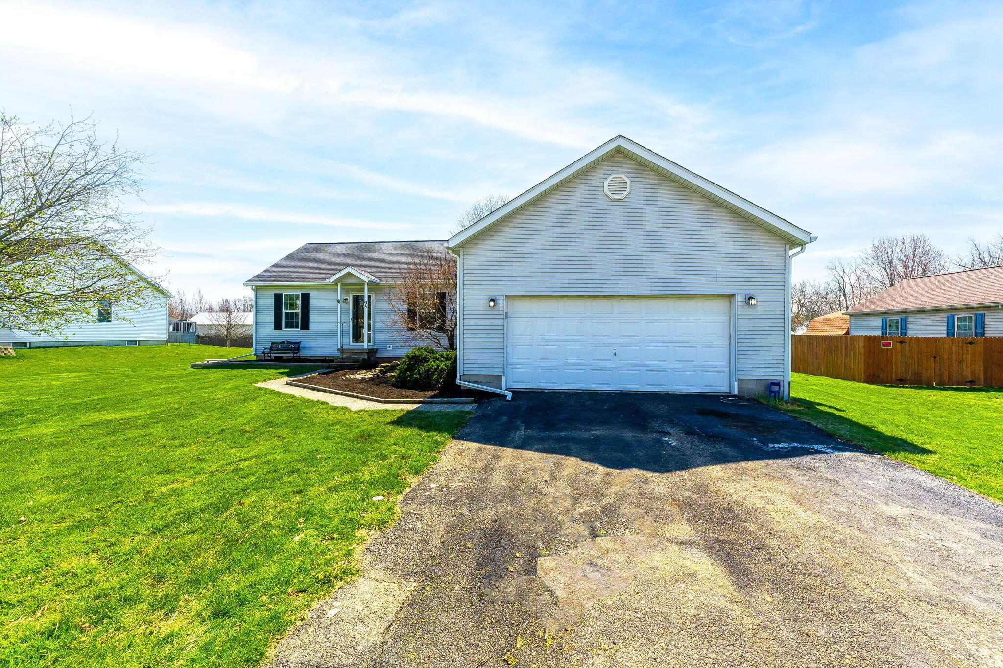 95 Blacks Road Pataskala, OH 43062 - Photo 1 of 52 Welcome Home!