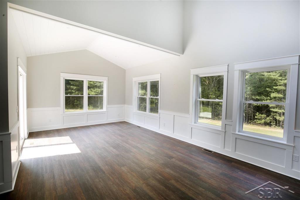 2075 North 5 Mile Road Sanford, MI 48657 - Photo 23 of 66